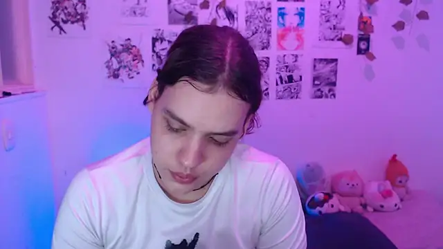 Snapshot of reiko_doll chatting on 10/31/25, 01:17 reiko doll online show from 10/31/25, 01:17