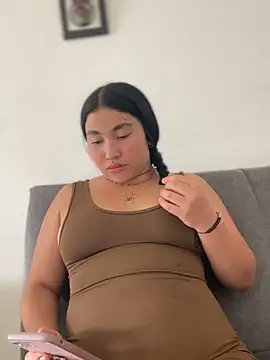 Snapshot of Vickybon chatting on 11/05/25, 09:48 Vickybon online show from 11/05/25, 09:48