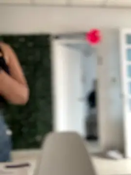 Snapshot of Vickybon chatting on 11/07/25, 07:25 Vickybon online show from 11/07/25, 07:25