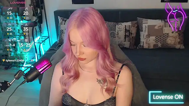 Snapshot of lisa_alen chatting on 11/01/25, 06:37 lisa alen online show from 11/01/25, 06:37