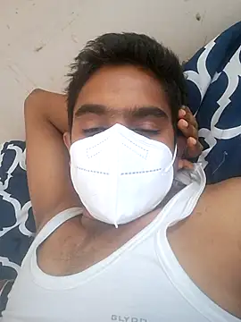 Snapshot of Healthy18 chatting on 11/11/25, 02:00 Healthy18 online show from 11/11/25, 02:00