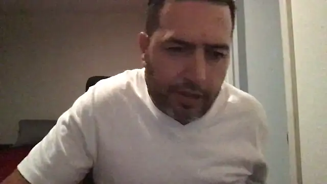 ezrah23 online show from 11/26/25, 05:25