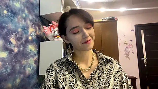 Snapshot of Lala_Lush chatting on 10/31/25, 02:51 Lala Lush online show from 10/31/25, 02:51