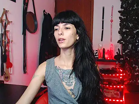 Snapshot of CarrieBurton chatting on 10/29/25, 05:25 CarrieBurton online show from 10/29/25, 05:25