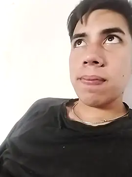 Fede26Zonasur online show from 11/16/25, 02:00