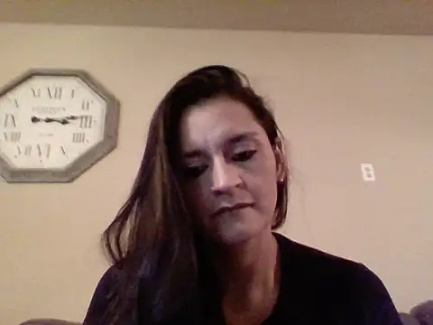 Snapshot of SolcitaPeach chatting on 11/10/25, 09:14 SolcitaPeach online show from 11/10/25, 09:14