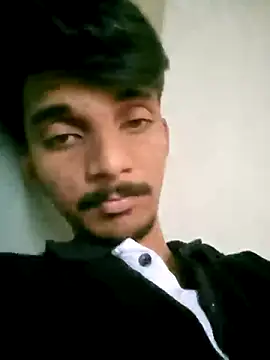 Snapshot of Georgiehoodsman chatting on 11/05/25, 04:56 Georgiehoodsman online show from 11/05/25, 04:56