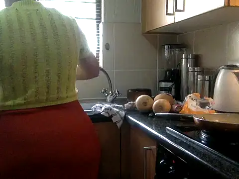 NewBeginnings8 online show from 11/01/25, 11:23