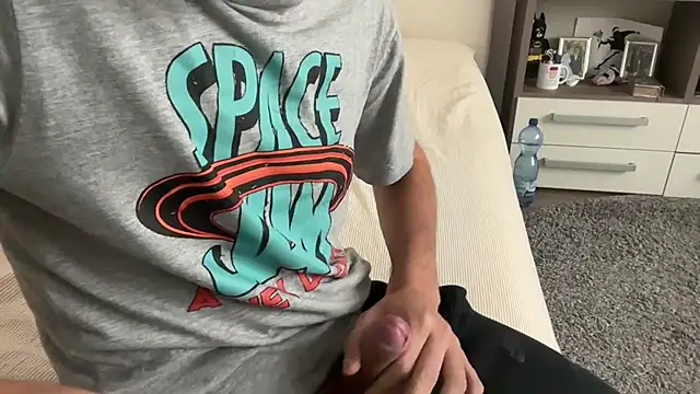 ldekfeklfmkemfk online show from 10/31/25, 09:43