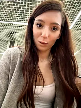 LilluKatten online show from 11/05/25, 10:15