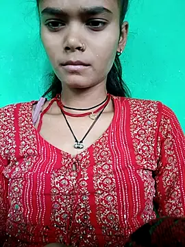 Hot sutr online show from 11/02/25, 05:32