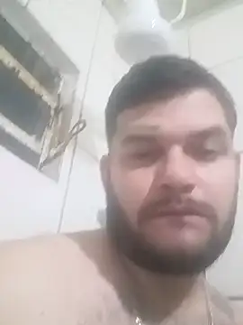 Snapshot of cesarcampos2210 chatting on 11/01/25, 12:56 cesarcampos2210 online show from 11/01/25, 12:56