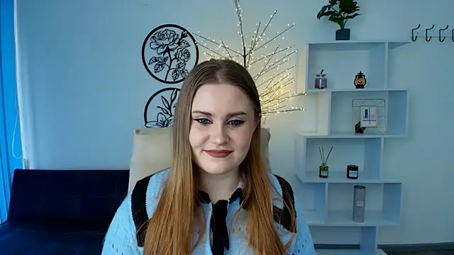 NinaSavkoo online show from 11/03/25, 01:01