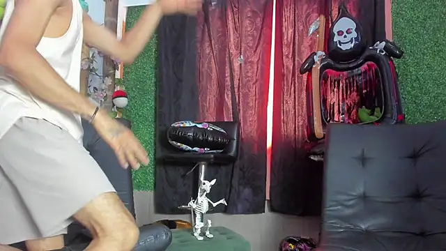 Snapshot of jackk_blaze chatting on 10/30/25, 07:36 jackk blaze online show from 10/30/25, 07:36