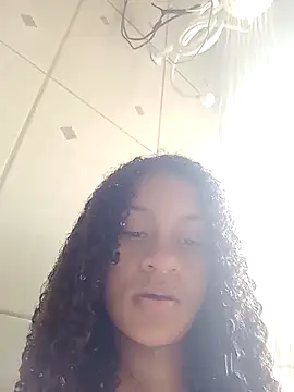 lolo sfdinhaa online show from 10/31/25, 05:25