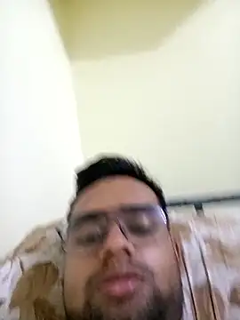 Snapshot of unknownman697856 chatting on 10/30/25, 09:48 unknownman697856 online show from 10/30/25, 09:48