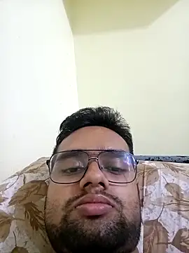 Snapshot of unknownman697856 chatting on 11/01/25, 03:47 unknownman697856 online show from 11/01/25, 03:47