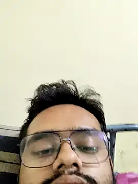 Snapshot of unknownman697856 chatting on 11/23/25, 11:54 unknownman697856 online show from 11/23/25, 11:54