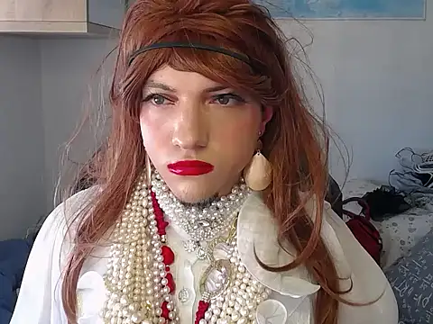 Snapshot of VanesaCrossic chatting on 11/07/25, 09:09 VanesaCrossic online show from 11/07/25, 09:09