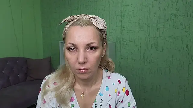 Snapshot of Jade_Journey chatting on 11/04/25, 06:34 Jade Journey online show from 11/04/25, 06:34