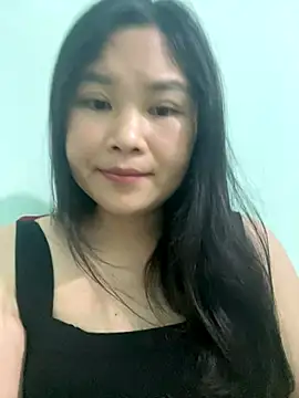 Snapshot of Blue-nice123 chatting on 10/31/25, 02:51 Blue-nice123 online show from 10/31/25, 02:51