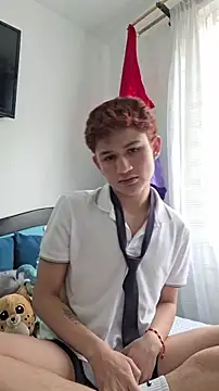 Snapshot of Apolitoo chatting on 11/02/25, 02:19 Apolitoo online show from 11/02/25, 02:19