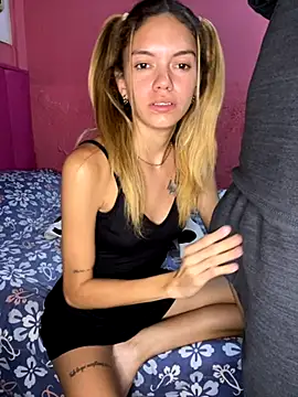 alexandra-manolo online show from 11/26/25, 12:55