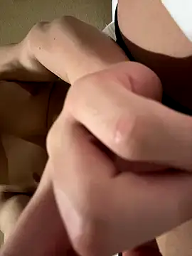 Snapshot of Sho_macho chatting on 11/24/25, 01:11 Sho macho online show from 11/24/25, 01:11