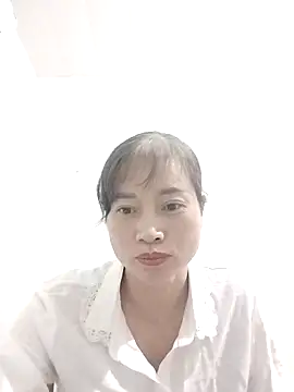 Kiuwi-omao online show from 11/10/25, 04:00