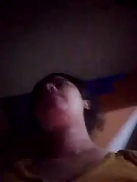 Snapshot of Bena-1 chatting on 11/01/25, 01:13 Bena-1 online show from 11/01/25, 01:13