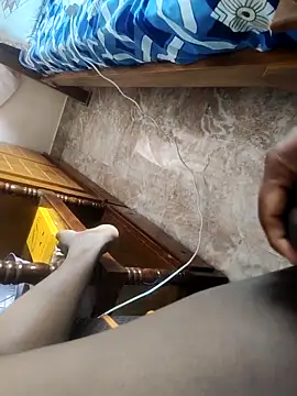 Snapshot of I-AM-gigoolo5 chatting on 11/02/25, 06:16 I-AM-gigoolo5 online show from 11/02/25, 06:16