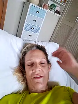 LittleSexyT online show from 11/11/25, 10:48