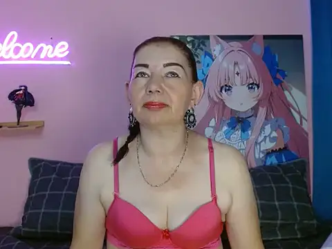 Snapshot of ESTEFANIA_344 chatting on 11/07/25, 08:09 ESTEFANIA 344 online show from 11/07/25, 08:09