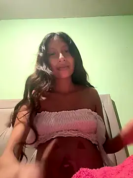 Snapshot of hornyyoungmomy chatting on 11/01/25, 11:07 hornyyoungmomy online show from 11/01/25, 11:07