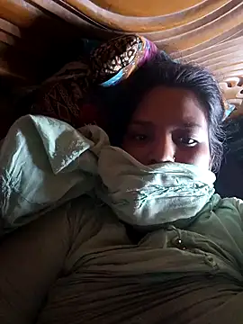 Snapshot of fluffkitty-03 chatting on 11/16/25, 08:42 fluffkitty-03 online show from 11/16/25, 08:42