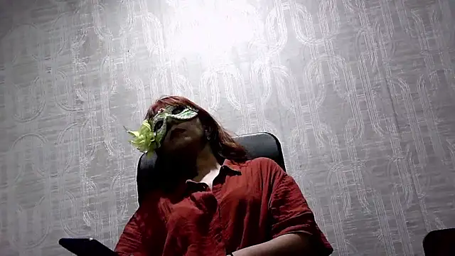    Sunny    online show from 11/08/25, 03:34