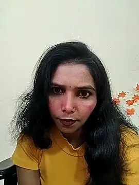 Snapshot of Brown__girl chatting on 11/03/25, 05:42 Brown  girl online show from 11/03/25, 05:42