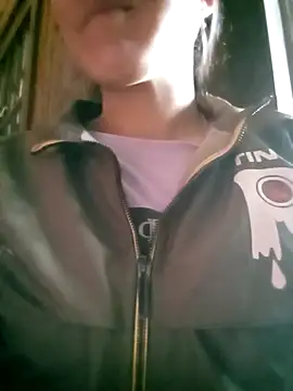 Snapshot of Sara_pusyy chatting on 11/03/25, 04:03 Sara pusyy online show from 11/03/25, 04:03