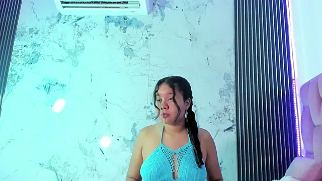 Snapshot of angie_harmony chatting on 11/06/25, 01:45 angie harmony online show from 11/06/25, 01:45