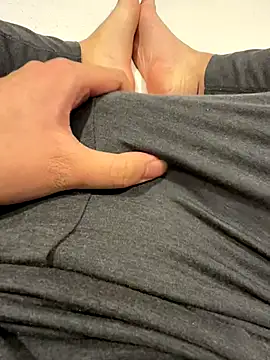 yyyyjdjdjjdj online show from 11/19/25, 06:19