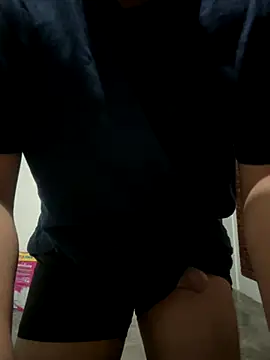 Snapshot of Call200214 chatting on 11/07/25, 12:54 Call200214 online show from 11/07/25, 12:54