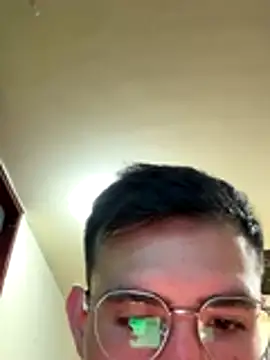 Axelcherry online show from 11/05/25, 03:28