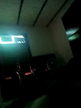 Snapshot of YostinAndSabri chatting on 11/15/25, 10:12 YostinAndSabri online show from 11/15/25, 10:12