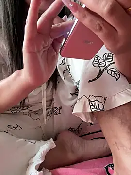 xiaozhu-88 online show from 11/09/25, 06:33