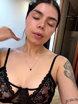 Salome 208 online show from 11/08/25, 03:18