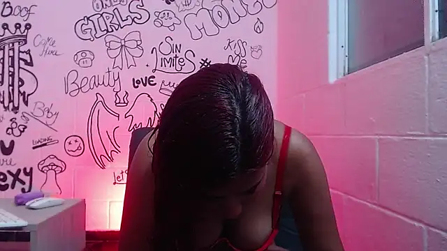 redmisha online show from 11/25/25, 11:38