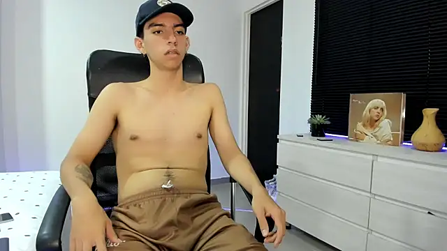 Snapshot of _rhys_jagger chatting on 11/07/25, 04:29 rhys jagger online show from 11/07/25, 04:29