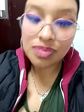 Snapshot of Isaabeellaa_deemoonny1 chatting on 11/07/25, 05:24 Isaabeellaa deemoonny1 online show from 11/07/25, 05:24