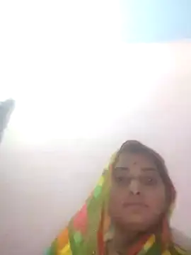 Tamanna hot online show from 11/07/25, 04:45