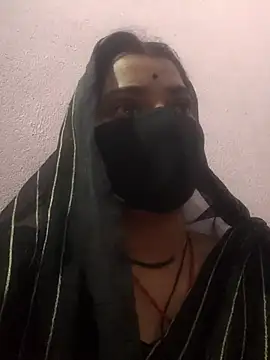 Tamanna hot online show from 11/07/25, 05:02